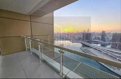 Apartment - 3 Bedrooms - 5 Bathrooms for rent in Tala Tower - Marina Square - Al Reem Island - Abu Dhabi