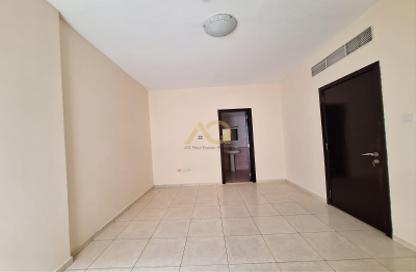 Apartment - 1 Bedroom - 2 Bathrooms for rent in Taliatela Street - Al Nahda - Sharjah