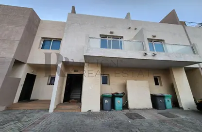 Villa - 3 Bedrooms - 4 Bathrooms for rent in Contemporary Style - Al Reef Villas - Al Reef - Abu Dhabi