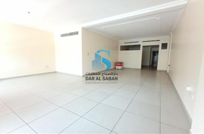 Apartment - 3 Bedrooms - 4 Bathrooms for rent in Street 64 - Al Nahda - Sharjah