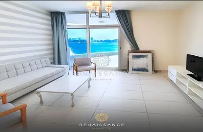 Apartment - 1 Bedroom - 2 Bathrooms for sale in Royal Bay - Palm Jumeirah - Dubai