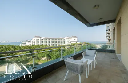 Apartment - 3 Bedrooms - 4 Bathrooms for sale in Dream Palm Residence - The Crescent - Palm Jumeirah - Dubai