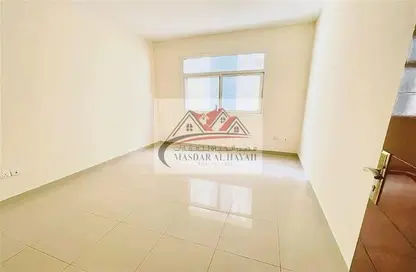 Apartment - 1 Bedroom - 2 Bathrooms for rent in Muwaileh 29 Building - Muwaileh - Sharjah