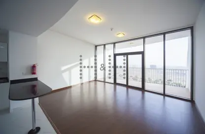 Empty Room image for: Apartment - 1 Bathroom for rent in Binghatti Pearls - Dubai Silicon Oasis - Dubai, Image 1