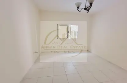 Apartment - 1 Bathroom for rent in Muwaileh 29 Building - Muwaileh - Sharjah