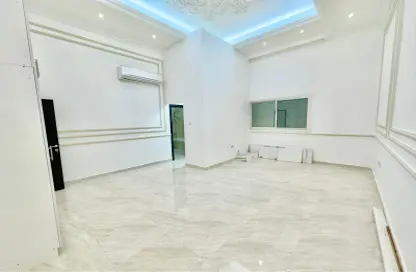 Apartment - 1 Bathroom for rent in Al Shamkha - Abu Dhabi