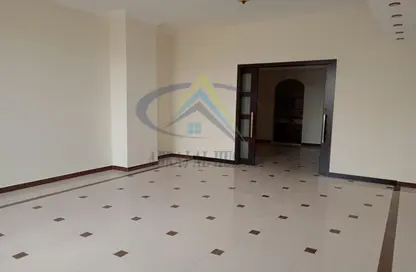 Villa - 6 Bedrooms for rent in Villa Compound - Khalifa City - Abu Dhabi