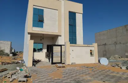 Villa - 5 Bedrooms - 7 Bathrooms for sale in Al Yasmeen 1 - Al Yasmeen - Ajman