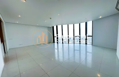 Apartment - 3 Bedrooms - 5 Bathrooms for rent in Burj Mohammed Bin Rashid at WTC - Corniche Road - Abu Dhabi