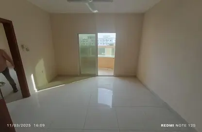 Apartment - 1 Bedroom - 1 Bathroom for rent in Corniche Tower - Ajman Corniche Road - Ajman