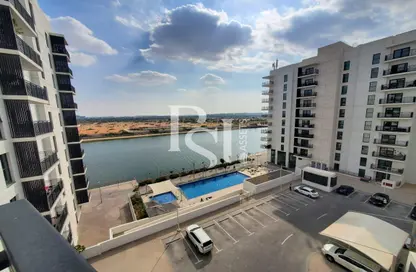 Apartment - 2 Bedrooms - 2 Bathrooms for sale in Waters Edge - Yas Island - Abu Dhabi