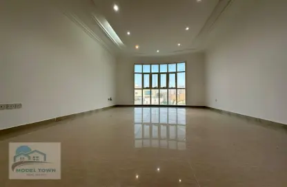 Apartment - 1 Bathroom for rent in Seashore - Rabdan - Abu Dhabi