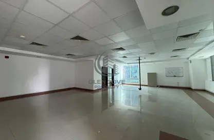 صورة لـ غرفة فارغة مكتب - استوديو - 1 حمام للايجار في القمة - الخليج التجاري - دبي ، صورة رقم 1