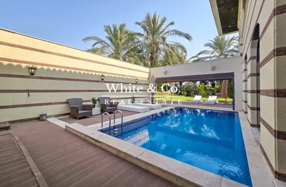 Villa - 5 Bedrooms - 6 Bathrooms for sale in Jumeirah Zabeel Saray - The Crescent - Palm Jumeirah - Dubai