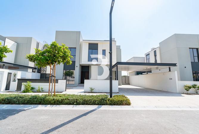 Villa - 5 Bedrooms - 5 Bathrooms for sale in Murooj Al Furjan - Al Furjan - Dubai