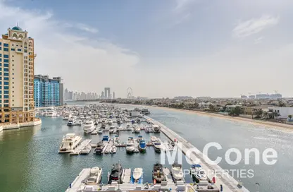 Apartment - Studio - 1 Bathroom for rent in Palm Views West - Palm Views - Palm Jumeirah - Dubai