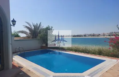 Villa - 5 Bedrooms - 7 Bathrooms for rent in Garden Homes Frond C - Garden Homes - Palm Jumeirah - Dubai