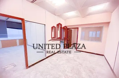 Office Space - Studio - 1 Bathroom for rent in Al Masaood Tower - Al Najda Street - Abu Dhabi