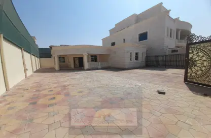 Villa - 3 Bedrooms - 3 Bathrooms for rent in Mohamed Bin Zayed Centre - Mohamed Bin Zayed City - Abu Dhabi