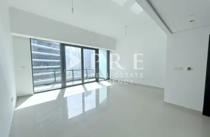 Apartment - 1 Bathroom for rent in Silverene Tower B - Silverene - Dubai Marina - Dubai