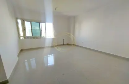 Apartment - 3 Bedrooms - 2 Bathrooms for rent in Hai Al Murabbaa - Central District - Al Ain