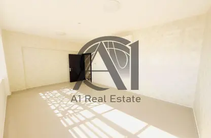 Apartment - 2 Bedrooms - 2 Bathrooms for rent in Al Jimi - Al Ain