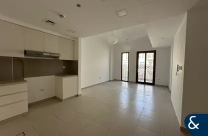 Apartment - 2 Bedrooms - 2 Bathrooms for rent in Zahra Breeze Apartments 3A - Zahra Breeze Apartments - Town Square - Dubai