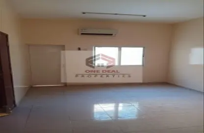 Apartment - 4 Bedrooms - 3 Bathrooms for rent in Al Jaheli - Al Ain