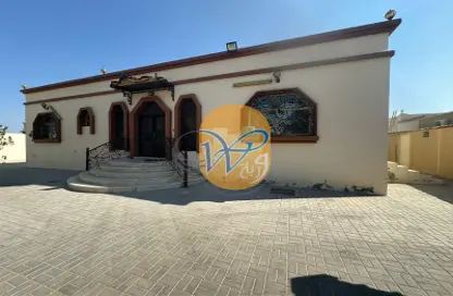 Villa - 4 Bedrooms - 5 Bathrooms for sale in Al Dhait South - Al Dhait - Ras Al Khaimah