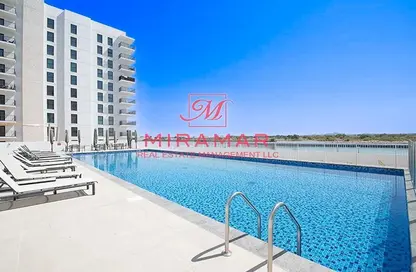 Apartment - 2 Bedrooms - 2 Bathrooms for sale in Waters Edge - Yas Island - Abu Dhabi