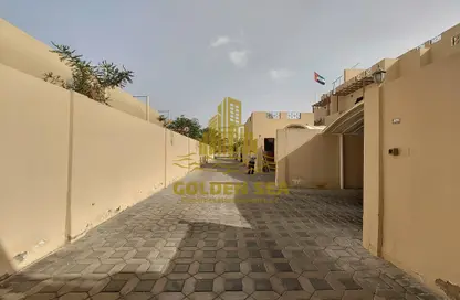 Villa - 4 Bedrooms - 5 Bathrooms for rent in Khalifa City A Villas - Khalifa City A - Khalifa City - Abu Dhabi