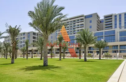 Apartment - 2 Bedrooms - 3 Bathrooms for sale in Building A - Al Zeina - Al Raha Beach - Abu Dhabi