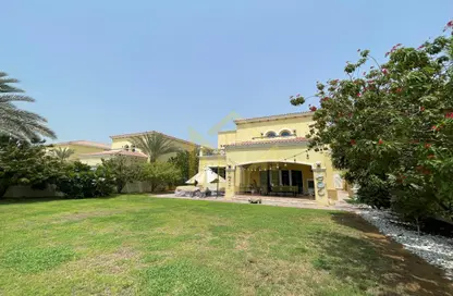 Villa - 4 Bedrooms - 5 Bathrooms for rent in Legacy - Jumeirah Park - Dubai