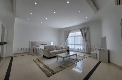 Apartment - Studio - 1 Bathroom for rent in Khalifa City A Villas - Khalifa City A - Khalifa City - Abu Dhabi