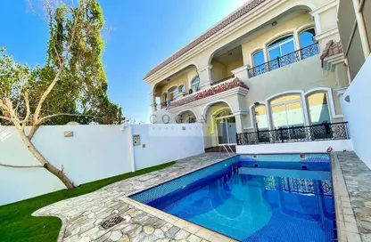 Villa - 5 Bedrooms - 7 Bathrooms for rent in Umm Suqeim 3 - Umm Suqeim - Dubai