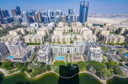 Apartment - 1 Bedroom - 2 Bathrooms for rent in The Fairways North - The Fairways - The Views - Dubai