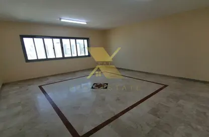 Apartment - 3 Bedrooms - 3 Bathrooms for rent in Al Manhal Tower - Airport Road - Abu Dhabi