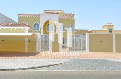 Villa - 7 Bedrooms for rent in Mohamed Bin Zayed Centre - Mohamed Bin Zayed City - Abu Dhabi