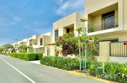 Townhouse - 3 Bedrooms - 3 Bathrooms for rent in Noor Townhouses - Town Square - Dubai