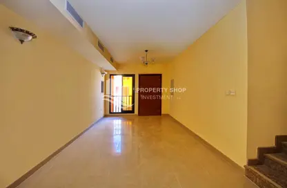 Villa - 2 Bedrooms - 3 Bathrooms for sale in Zone 8 - Hydra Village - Abu Dhabi