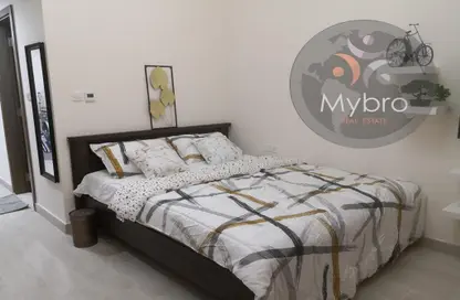 Apartment - 1 Bathroom for rent in Azizi Aliyah - Dubai Healthcare City - Dubai