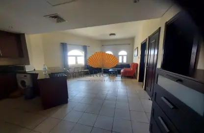 شقة - غرفة نوم - 2 حمامات للايجار في طراز البحر المتوسط - ديسكفري غاردنز - دبي