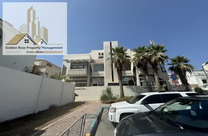 Villa - 4 Bedrooms - 5 Bathrooms for rent in Al Musalla Area - Al Karamah - Abu Dhabi