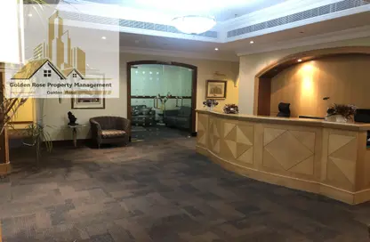 Office Space - Studio - 1 Bathroom for rent in Hamdan Street - Abu Dhabi