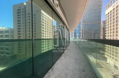 Apartment - 4 Bedrooms - 5 Bathrooms for rent in Corniche Road - Abu Dhabi