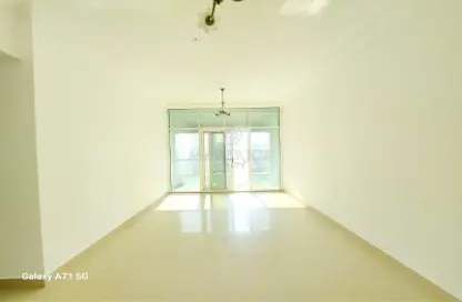 Apartment - 1 Bedroom - 2 Bathrooms for rent in Manazil Tower 2 - Al Taawun Street - Al Taawun - Sharjah