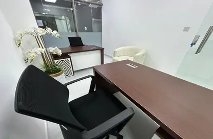 Business Centre - Studio - 1 Bathroom for rent in Red Avenue - Al Garhoud - Dubai