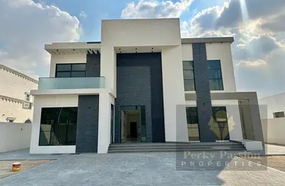 Villa - 5 Bedrooms - 7 Bathrooms for rent in Al Warqa'a 4 - Al Warqa'a - Dubai