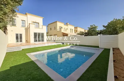 Villa - 2 Bedrooms - 4 Bathrooms for sale in Springs 11 - The Springs - Dubai