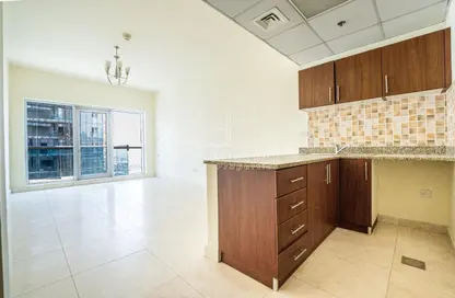 Apartment - 1 Bathroom for rent in Safeer Tower 2 - Safeer Towers - Business Bay - Dubai